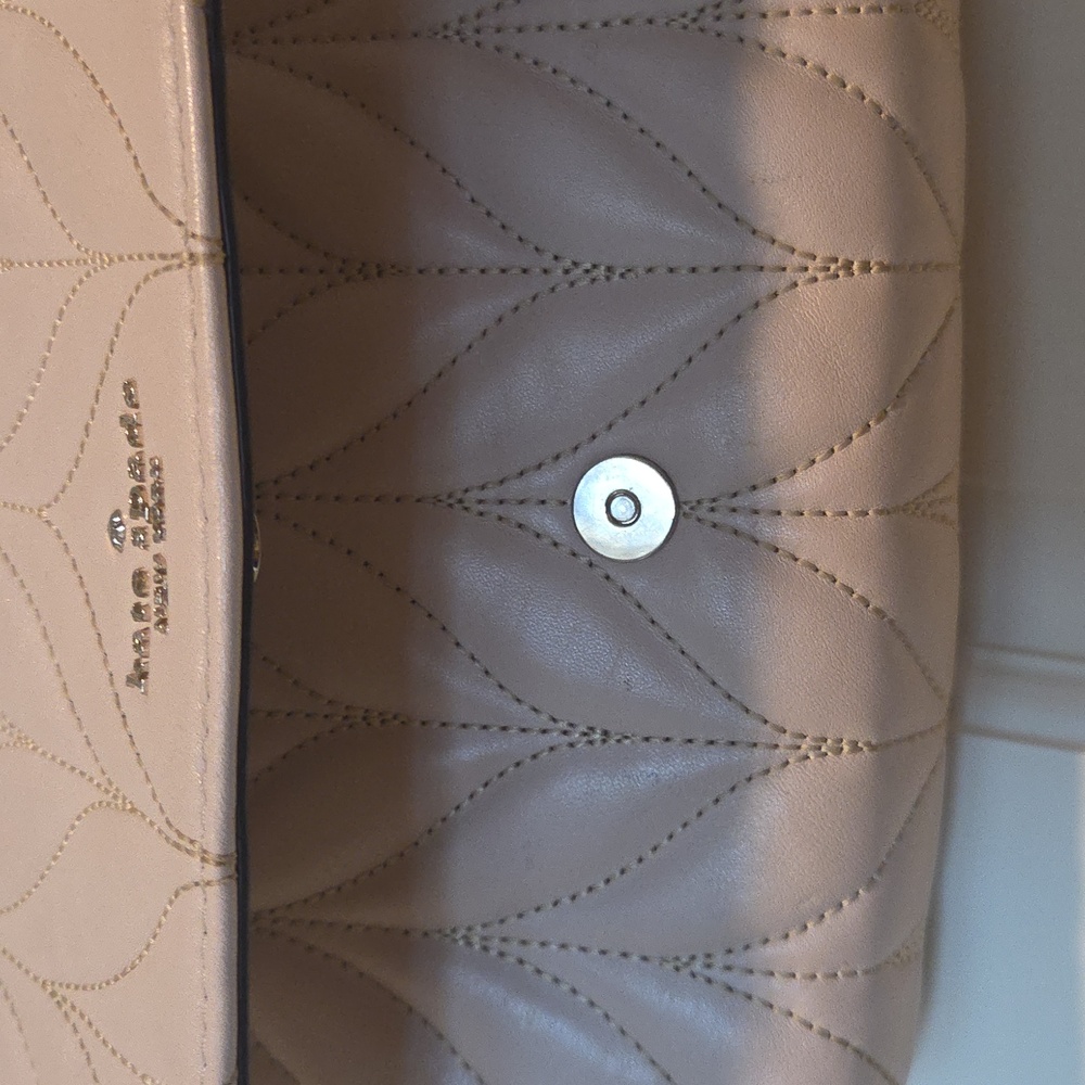 Kate Spade Beige Quilted Crossbody Shoulder Convertible Bag with Chain Strap - Picture 12 of 13